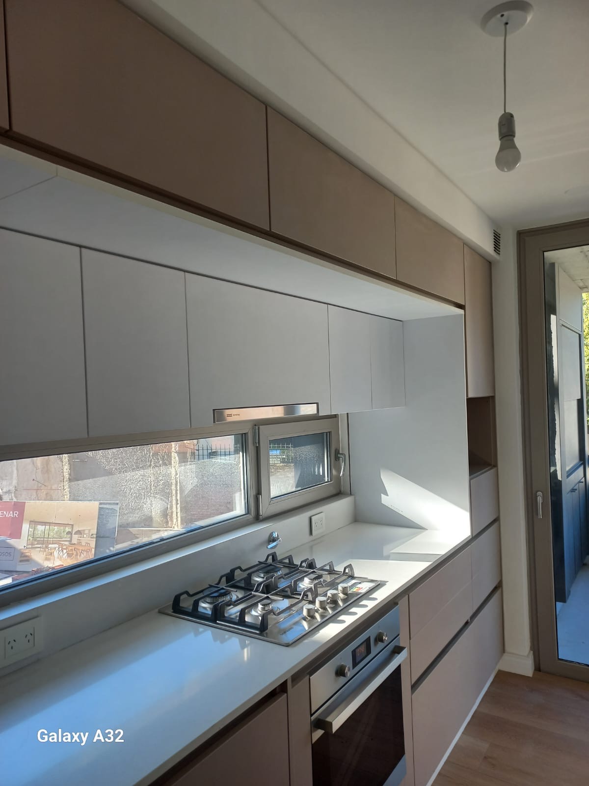 Cocina blanco madera